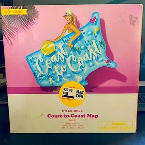 Giant inflatable pool float